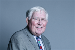 3:2 portrait of Lord O'Neill of Clackmannan