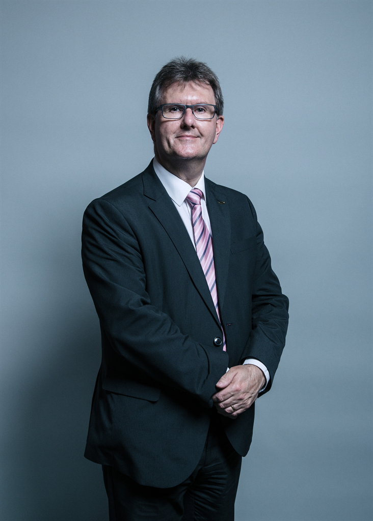 Full sized portrait of Sir Jeffrey M Donaldson