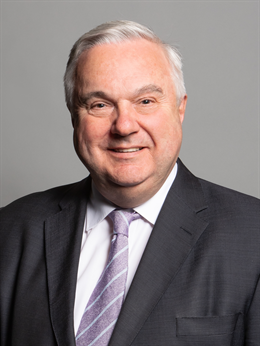 3:4 portrait of Sir Oliver Heald