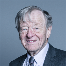 1:1 portrait of Lord Dubs